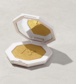 WHY RIHANNA LOVES KILLAWATT FREESTYLE HIGHLIGHTER by| FENTY&nbsp;BEAUTY