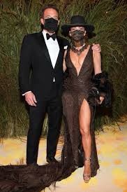 Jennifer Lopez returns….Met Gala&nbsp;style